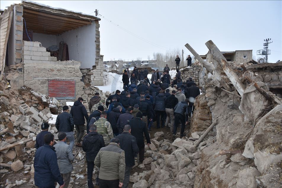 Türkiye-İran sınırındaki deprem
