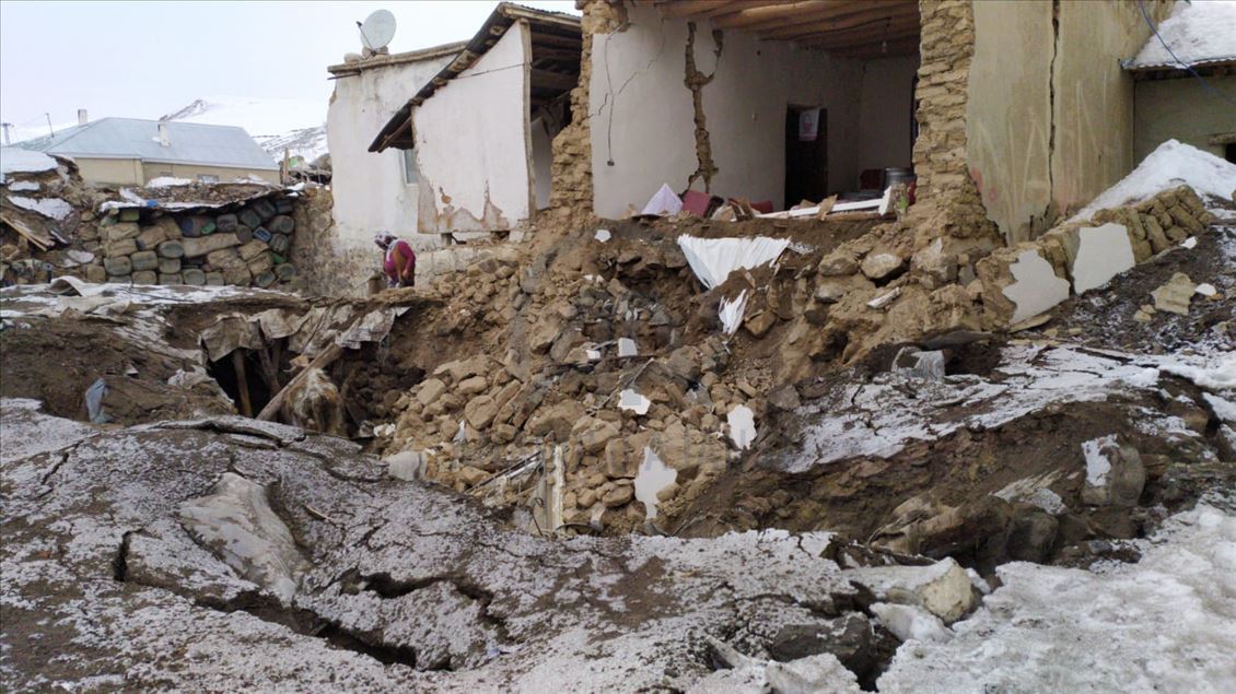 زلزله 5.7 ریشتری ایران در ترکیه نیز احساس شد