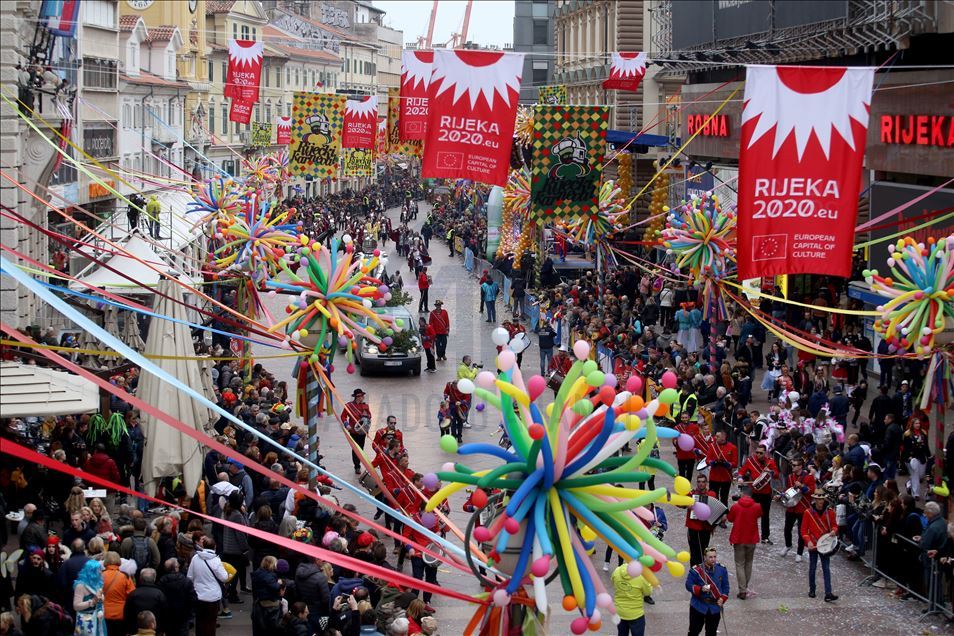 Hırvatistan'da 37. Uluslararası Rijeka Karnavalı düzenlendi