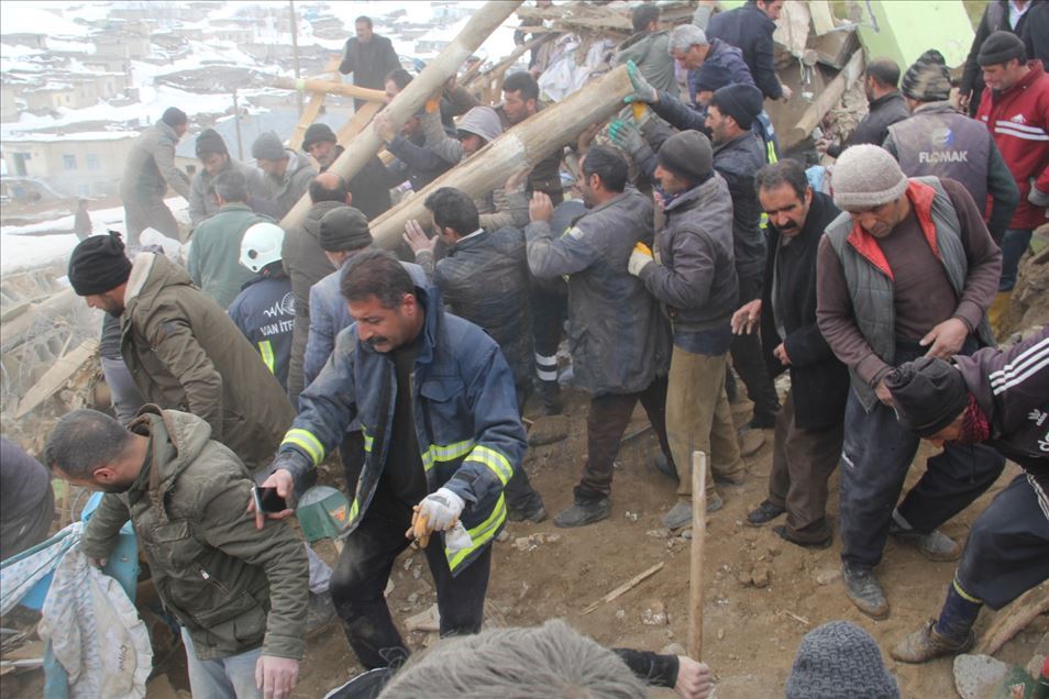 В результате произошедшего в Иране землетрясения в Турции погибли 7 человек