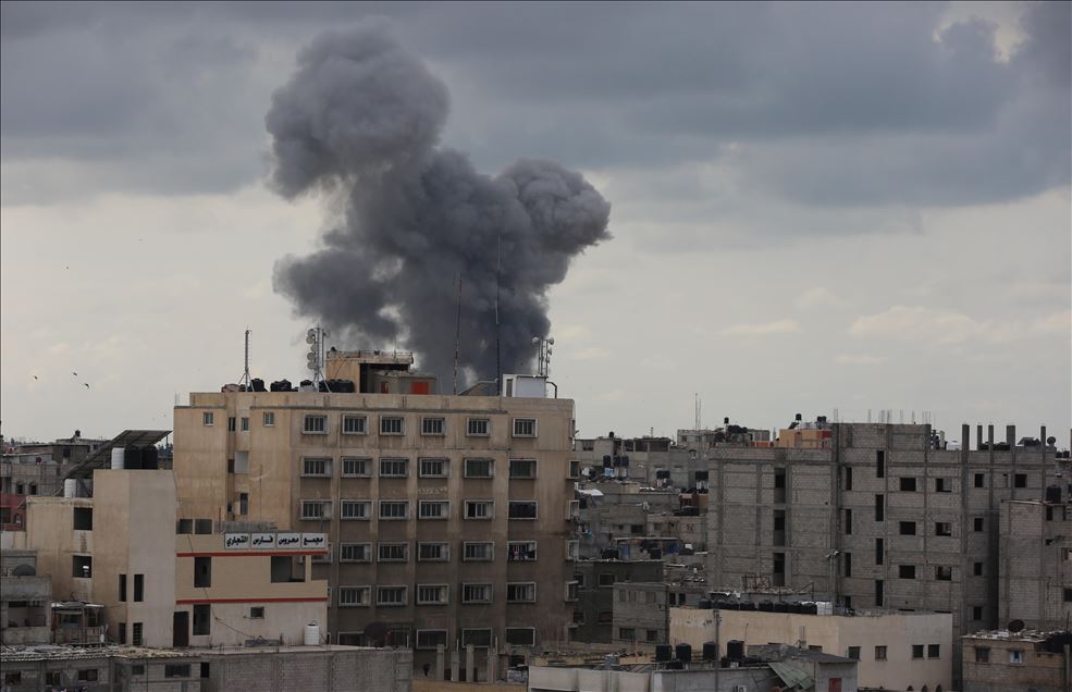 Israeli airstrikes hit Khan Yunis