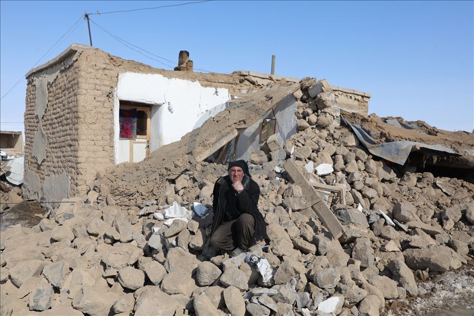 Türkiye-İran sınırındaki deprem