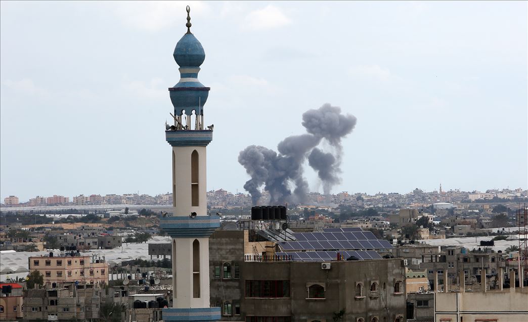 Israeli airstrikes hit Khan Yunis