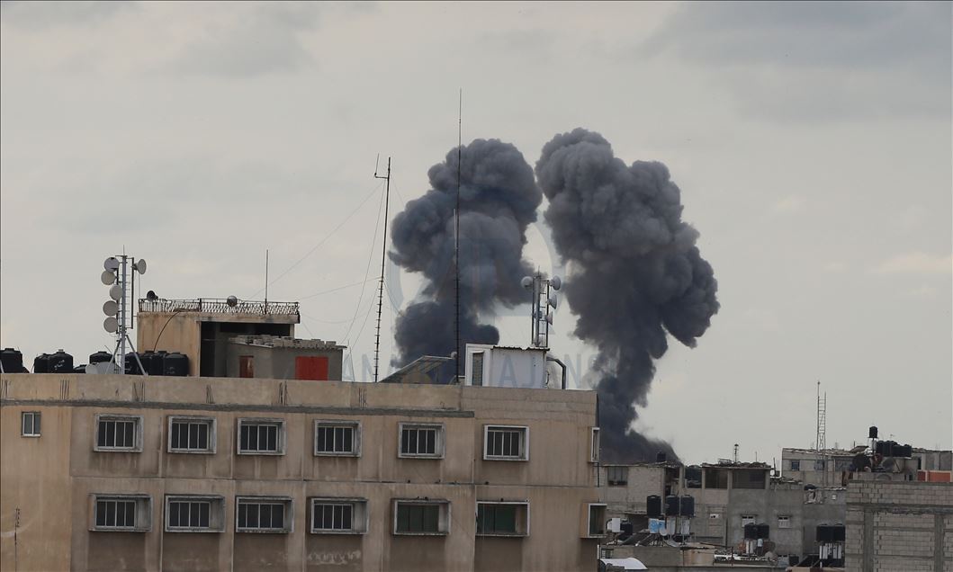جنگنده های اسرائیل غزه را بمباران کردند