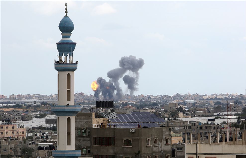 Israeli airstrikes hit Khan Yunis