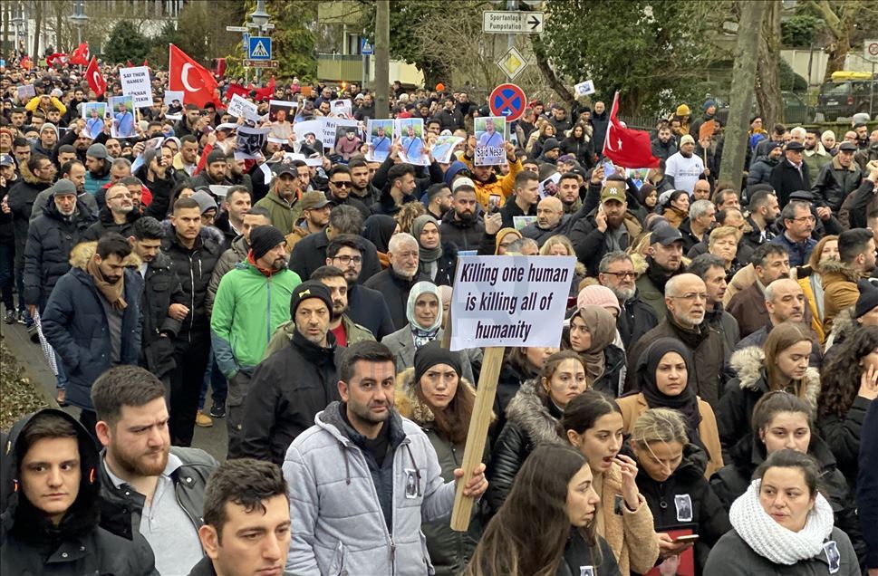 Protest against the racist attack in Hanau