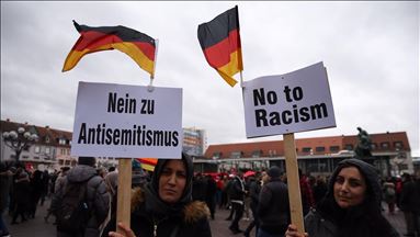 Protest against the racist attack in Hanau