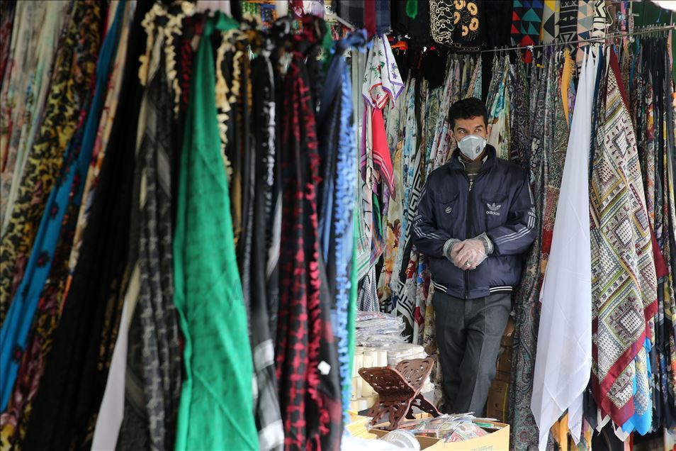 İran'ın Kum kentinde koronavirüs tedbirleri
