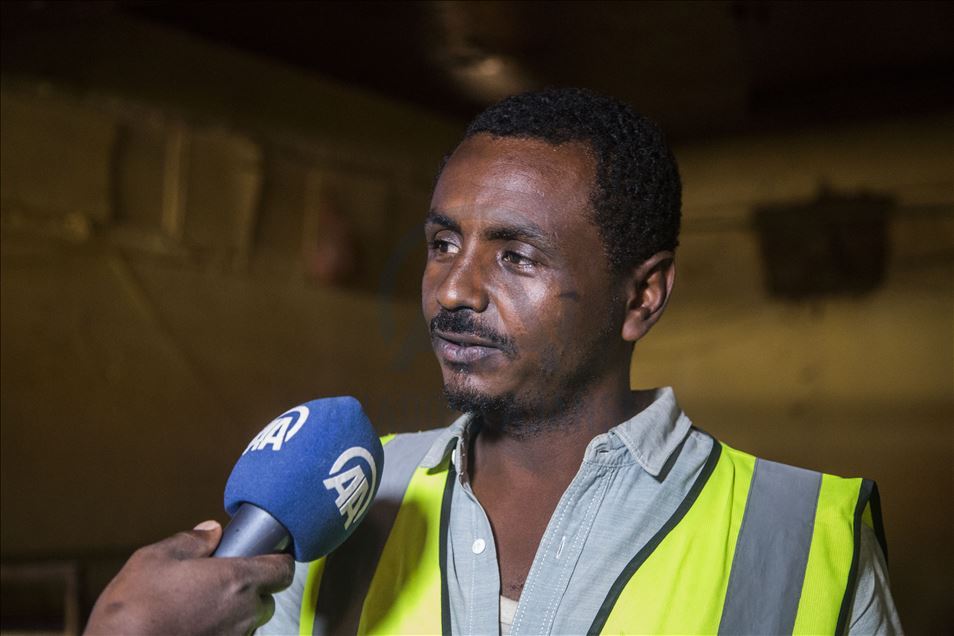 في السودان.. "حراس الثورة" يحرسون الدقيق والوقود