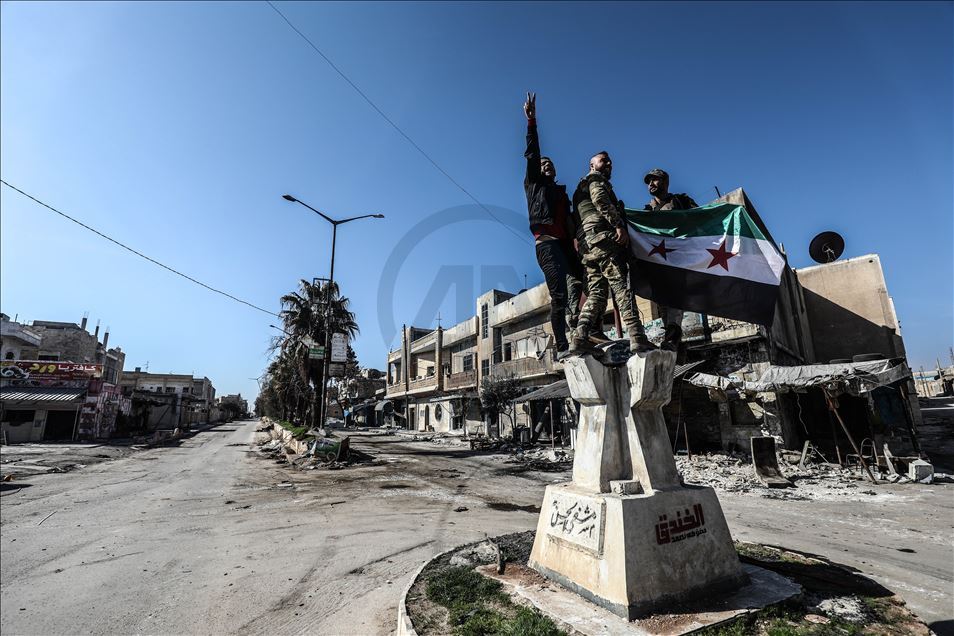 Ilımlı muhalifler, İdlib'in stratejik önemdeki Serakib ilçesini geri aldı