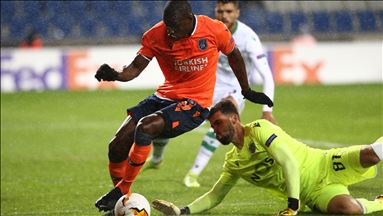 Başakşehir uzatmalarda turladı