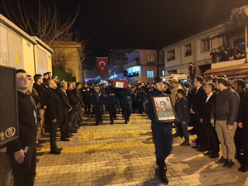 İdlib şehidi sözleşmeli er Cuma Bağatur son yolculuğuna uğurlandı
