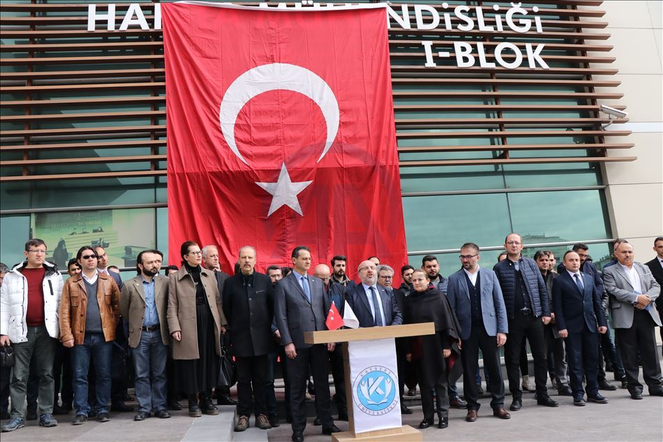 Türkiye Mehmetçik için tek yürek oldu