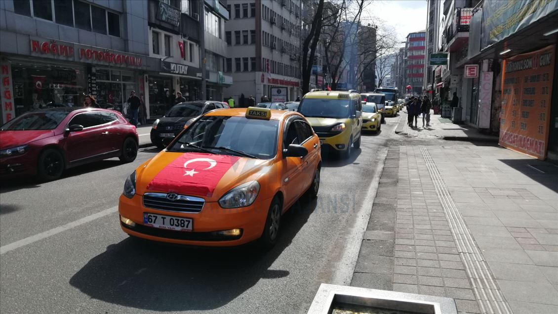 "Türkiye Mehmetçik için tek yürek oldu"