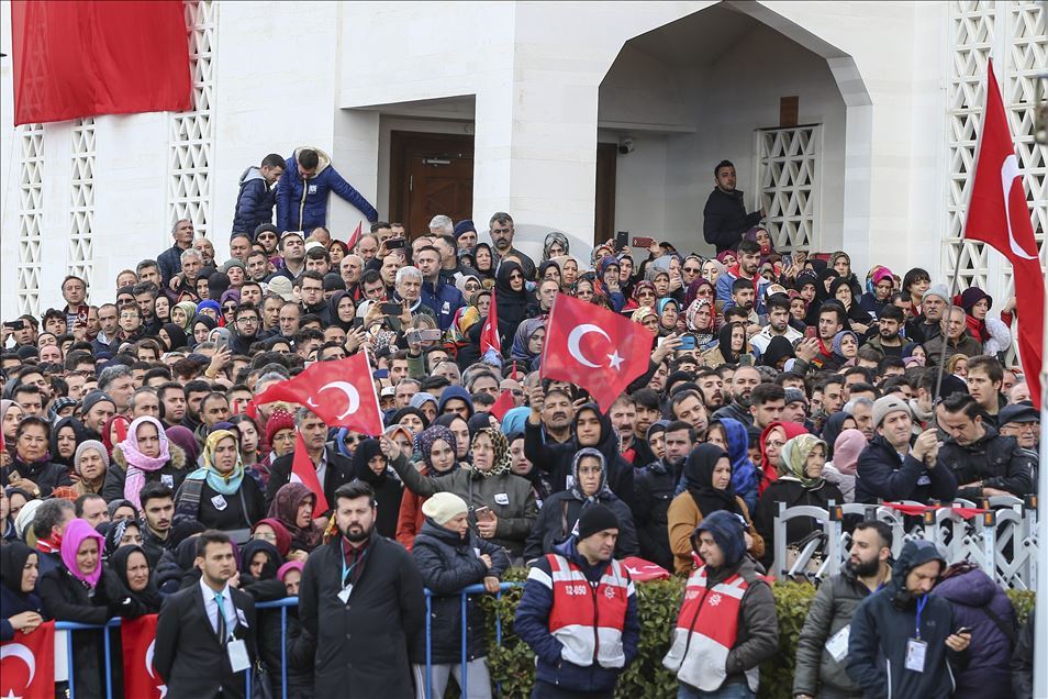 İdlib şehidi olan Uzman Onbaşı Emre Baysal son yolcuğuna uğurlandı