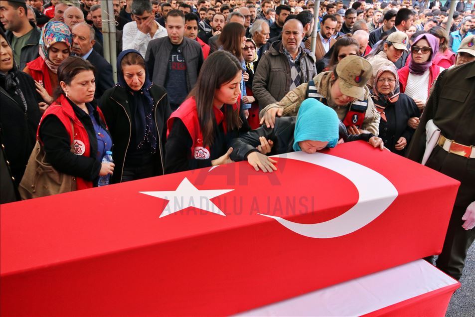 İdlib şehidi Piyade Uzman Onbaşı Batuhan Tank son yolculuğuna uğurlandı
