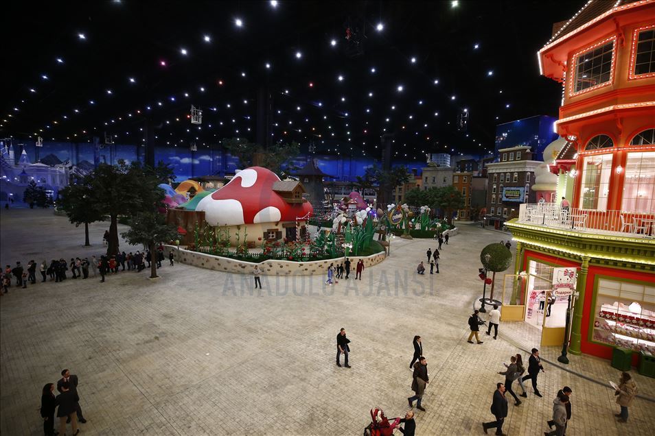 El parque de atracciones Dream Island abre sus puertas en Moscú
