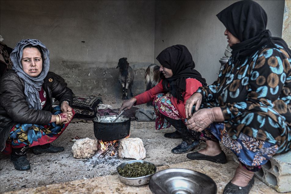 Syrian civilians struggle to live in Jisr al-Shughur