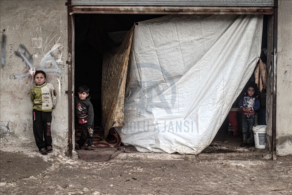 Syrian civilians struggle to live in Jisr al-Shughur