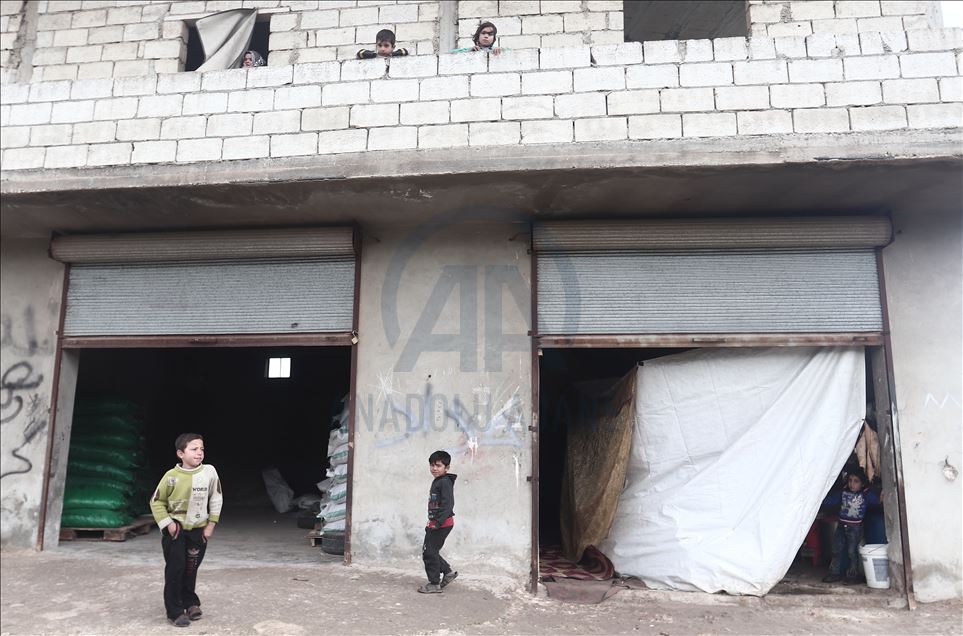 Syrian civilians struggle to live in Jisr al-Shughur