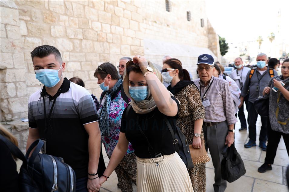 فلسطين تعلن حالة الطوارئ إثر الاشتباه بوقوع إصابات بفايروس "كورونا"