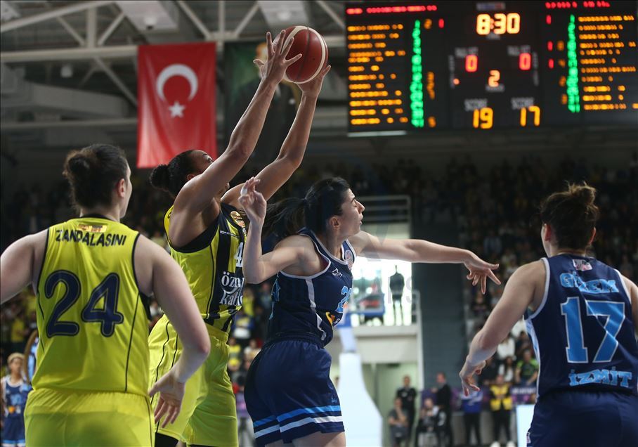 Fenerbahçe Öznur Kablo - İzmit Belediyespor