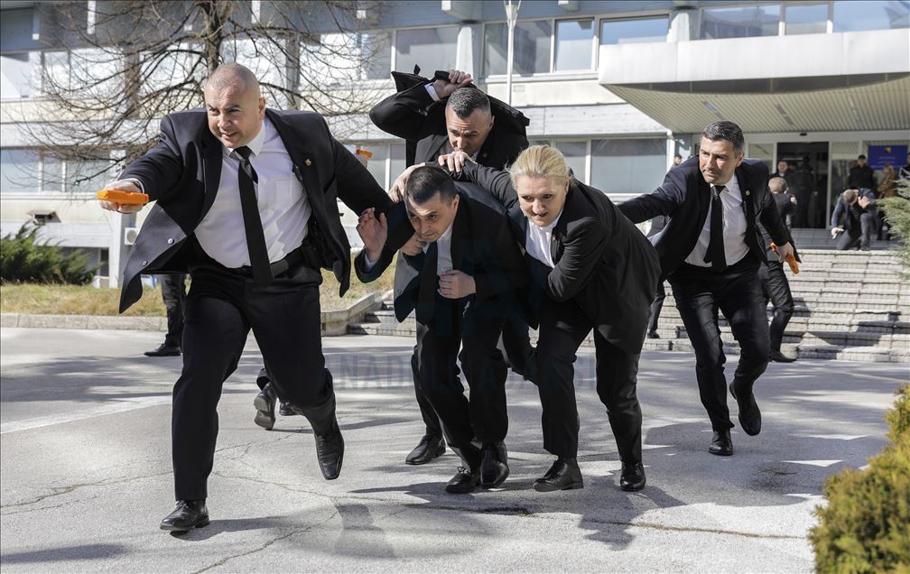 Žene koje čuvaju VIP delegacije: Osiguravale Erdogana, Merkel, Mogherini, papu...