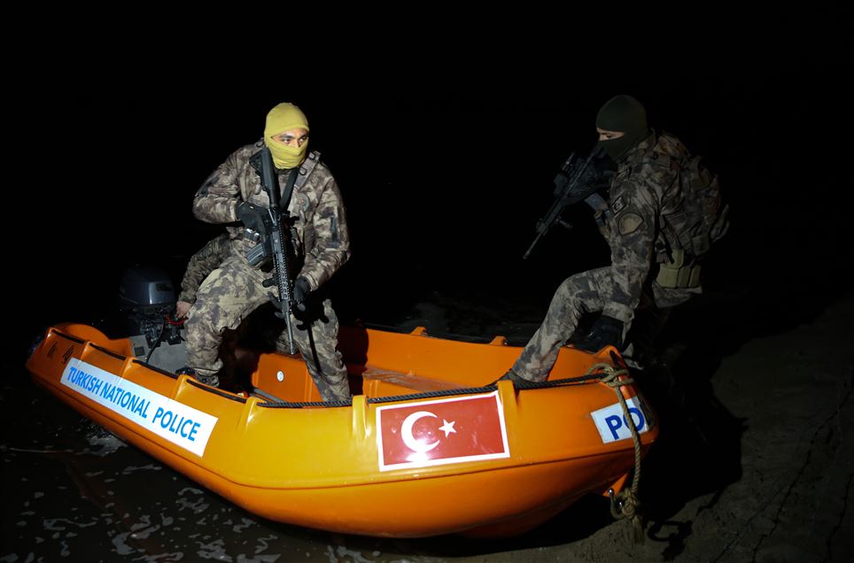 Turkish special police unit patrolling on Meric river at Turkey-Greece border