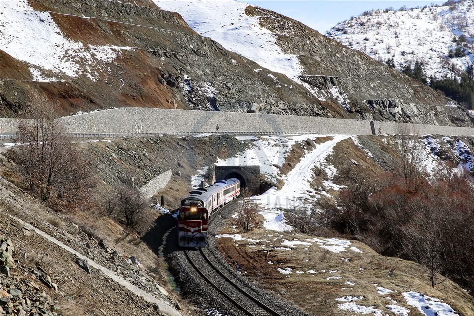 Güney Kurtalan Ekspresi ile 23 saatlik masalsı yolculuk