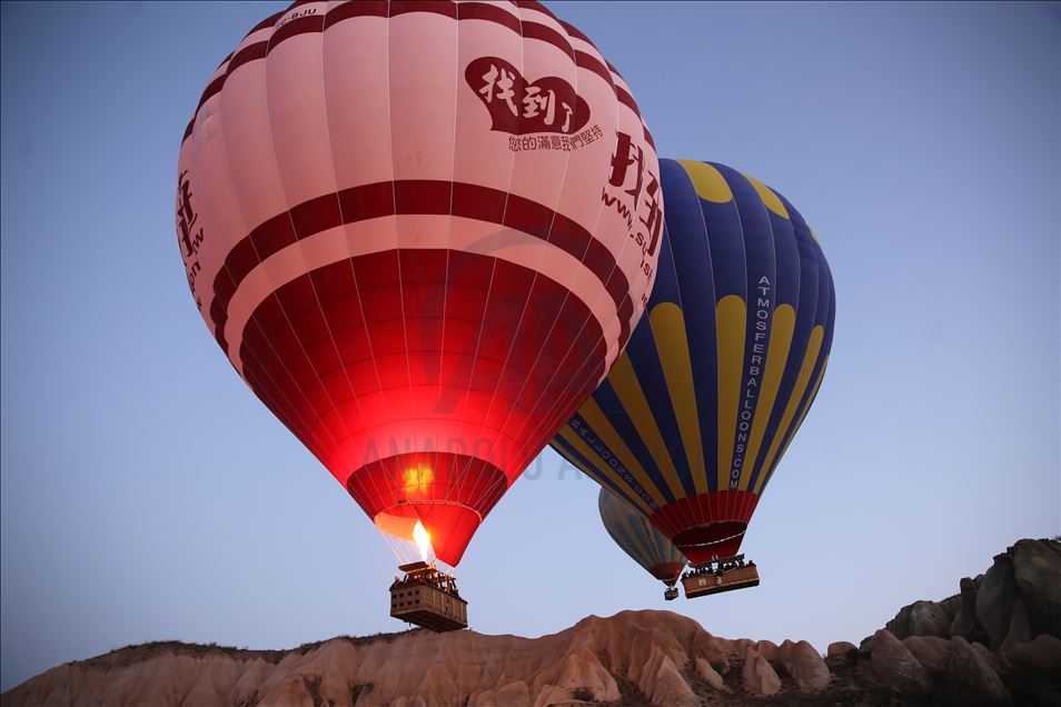Свыше 2 млн человек совершили полеты на воздушных шарах в Каппадокии