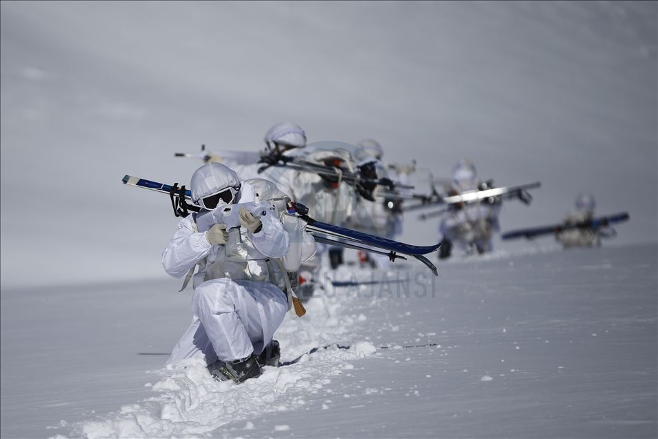 Turkish Army military drill in Isparta
