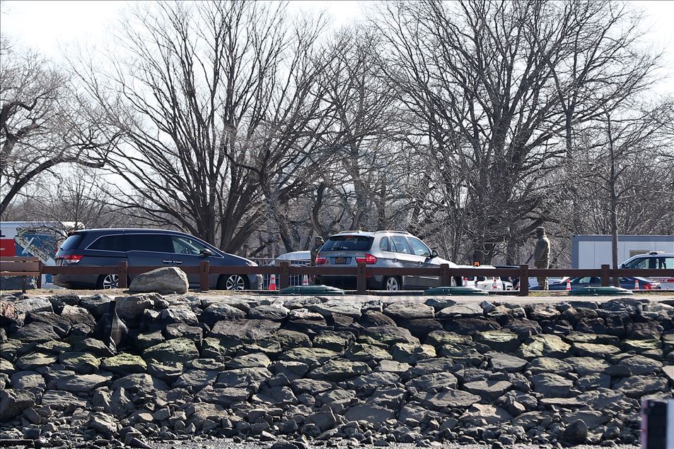 New York'ta koronavirüs test merkezi kuruldu