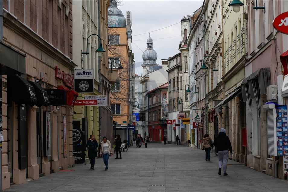 Mjera predostrožnosti od korona virusa: Puste sarajevske ulice