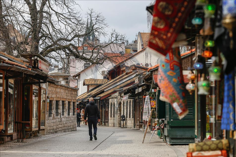 Mjera predostrožnosti od korona virusa: Puste sarajevske ulice