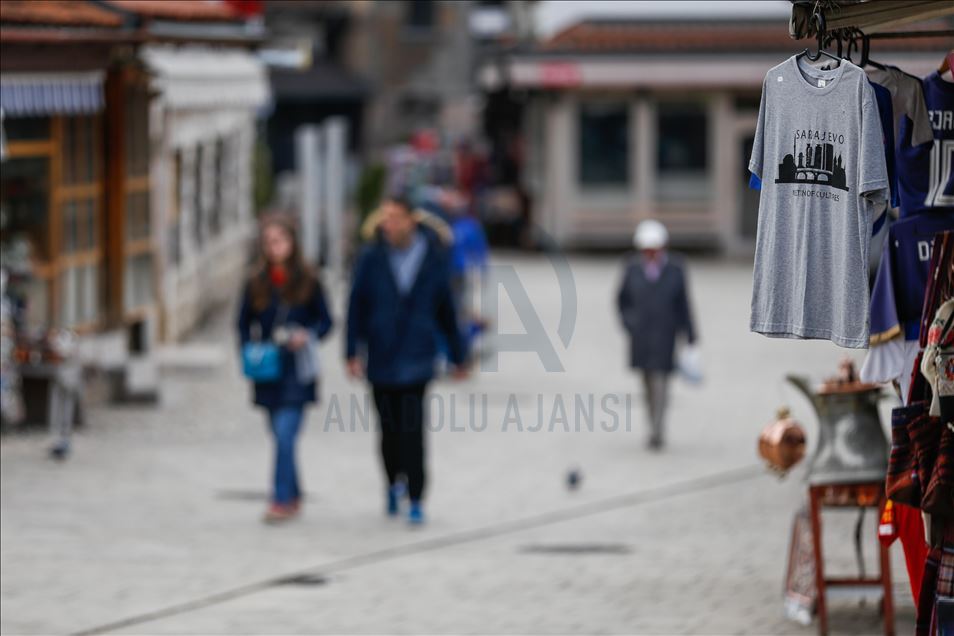 Mjera predostrožnosti od korona virusa: Puste sarajevske ulice