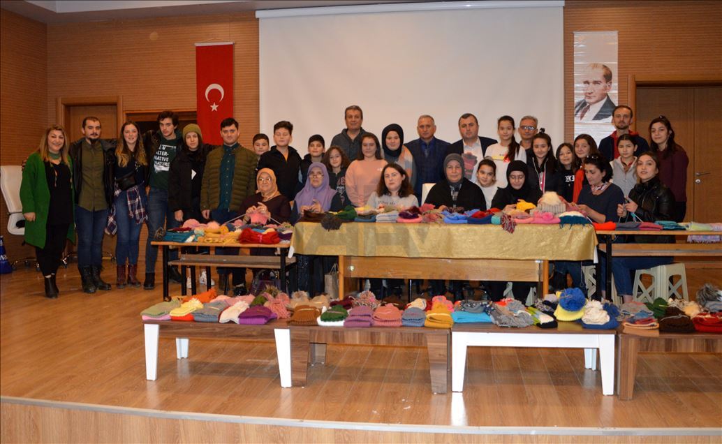 Jinên li Sakaryayê dijîn dilê zarokên Diyarbekirî xweş kirin