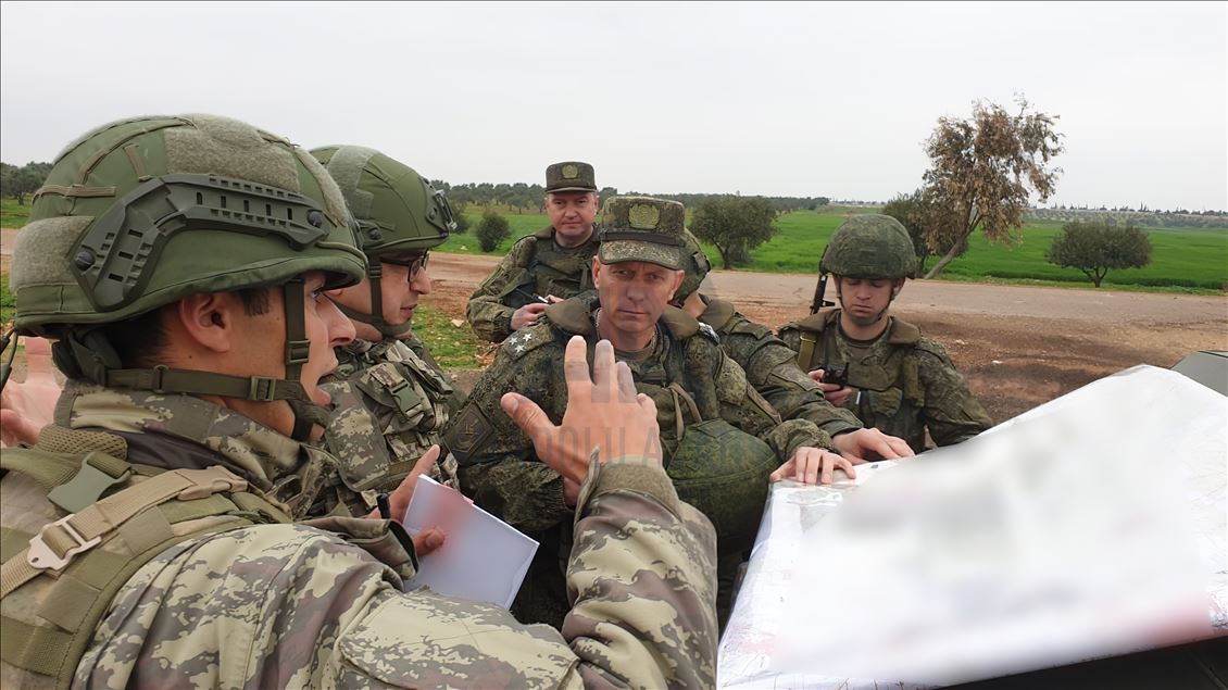 The 1st Turkish-Russian joint land patrol in N.Syria
