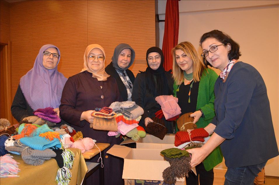 Jinên li Sakaryayê dijîn dilê zarokên Diyarbekirî xweş kirin