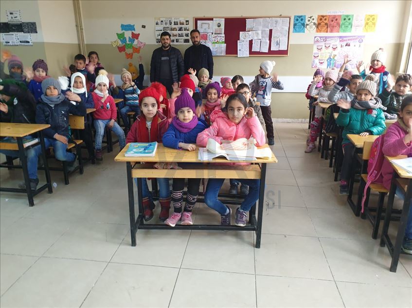 Jinên li Sakaryayê dijîn dilê zarokên Diyarbekirî xweş kirin
