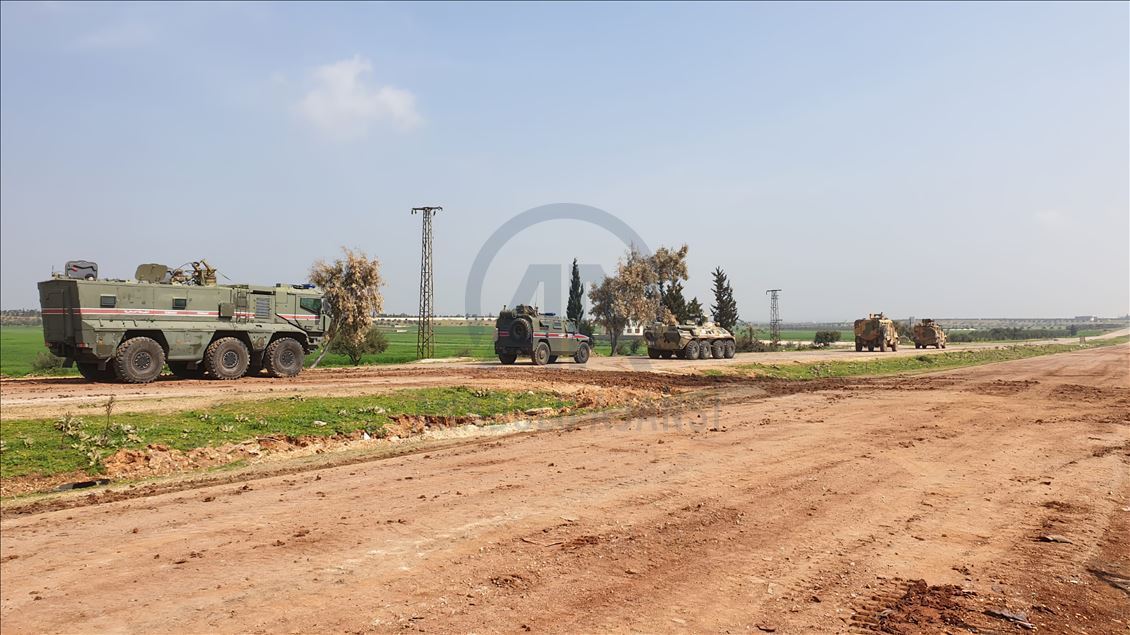 The 1st Turkish-Russian joint land patrol in N.Syria

