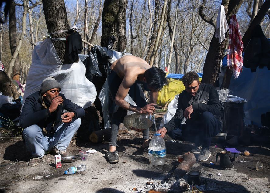 Asylum seekers keep their hopes as they wait to reach Europe
