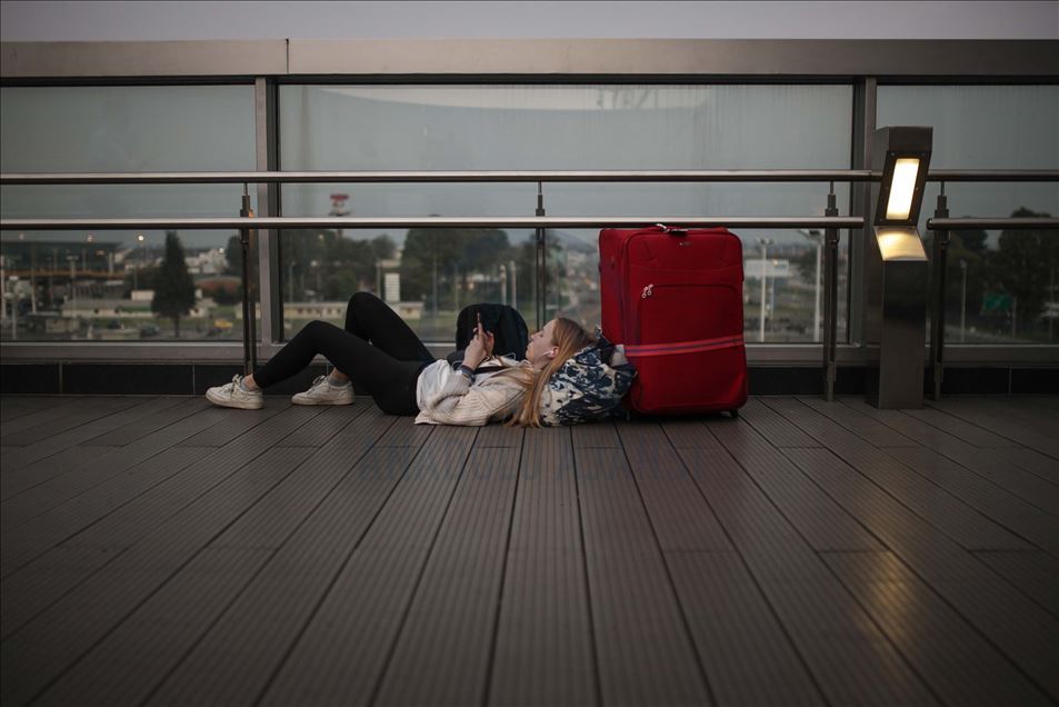 Colombia: extranjeros y locales atrapados en el aeropuerto de Bogotá por cancelación de vuelos