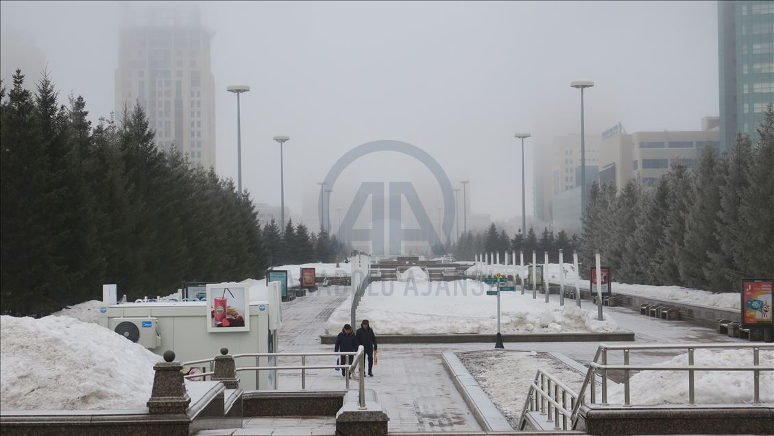 Kazakistan'da Kovid-19 nedeniyle karantina uygulaması başladı