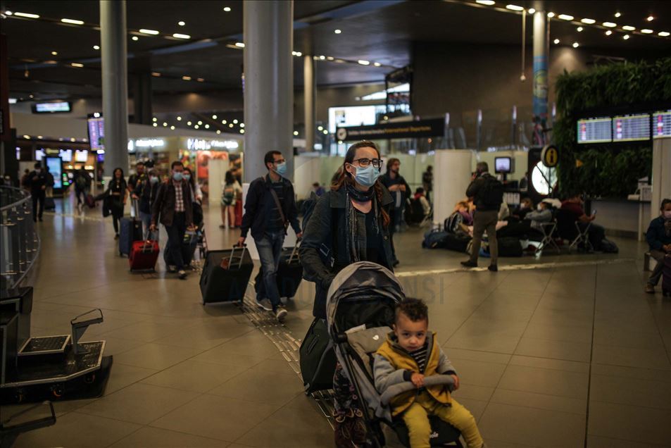 Colombia: extranjeros y locales atrapados en el aeropuerto de Bogotá por cancelación de vuelos