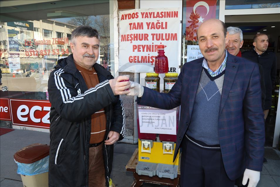 مياه المخللات.. "سلاح شعبي" ضد كورونا في تركيا