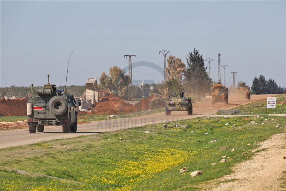 تسيير ثاني دورية تركية-روسية على طريق "إم4" بإدلب