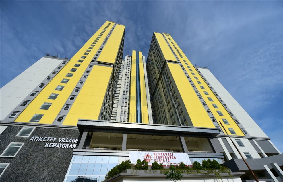 Presiden Jokowi periksa rumah sakit darurat Covid-19