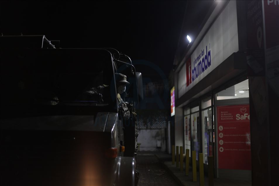 curfew in Santiago amid covid-19 outbreak