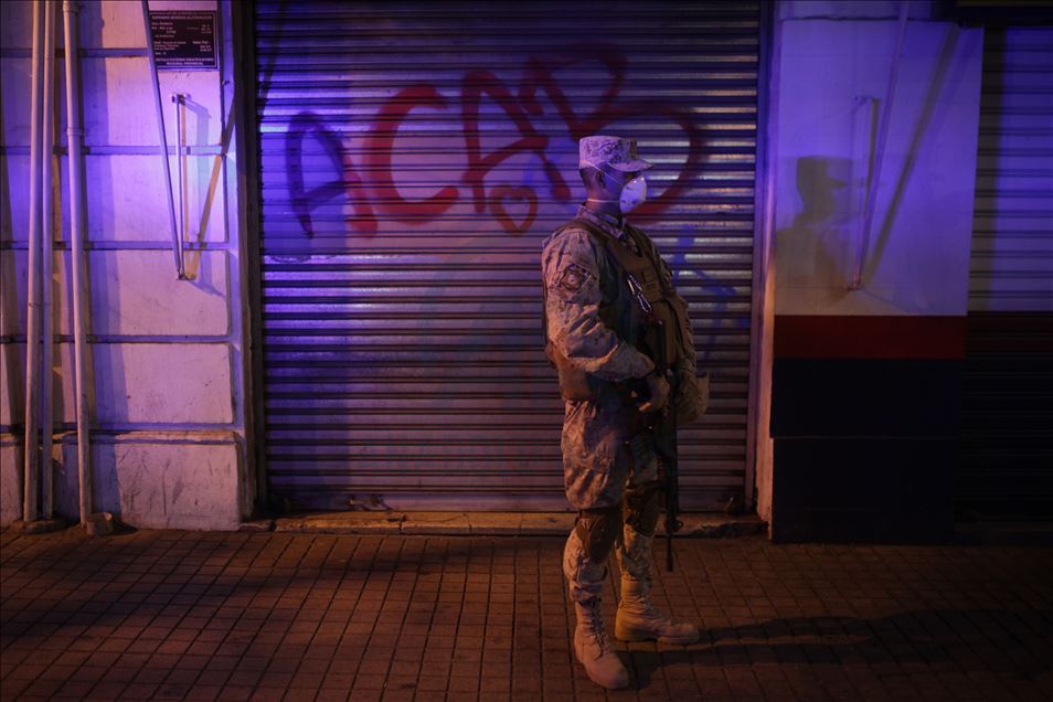 curfew in Santiago amid covid-19 outbreak