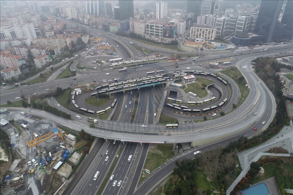 İstanbul'un meydanları havadan görüntülendi